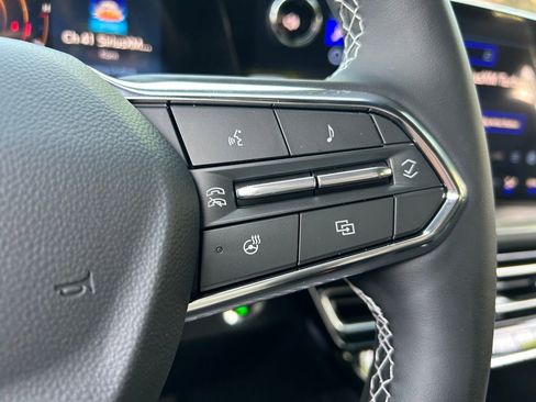 New 2026 Chevrolet Traverse LT w/ Midnight/Sport Edition FWD image 25