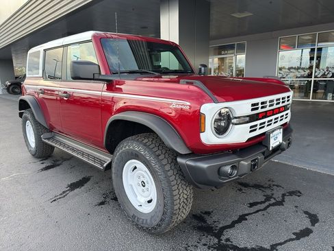 New 2025 Ford Bronco Heritage Edition image 1