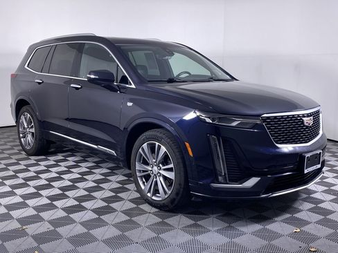 Used 2022 Cadillac XT6 Premium Luxury w/ Technology Package image 39