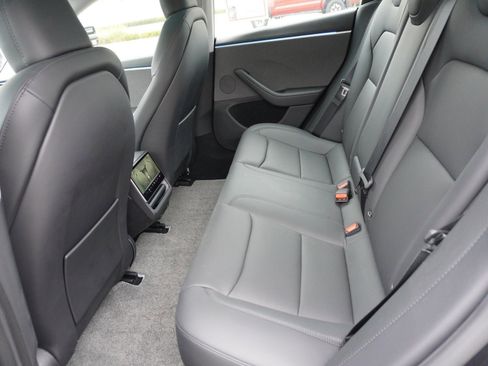 Used 2024 Tesla Model 3 Long Range image 11