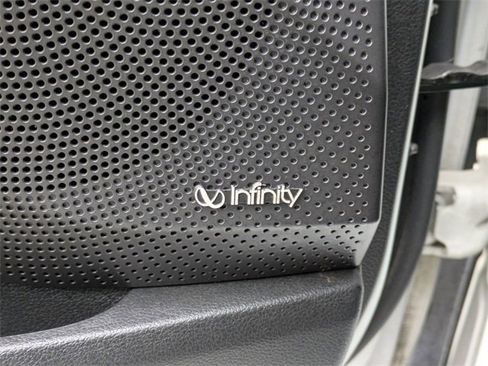 Used 2020 Hyundai Veloster Turbo Ultimate image 11