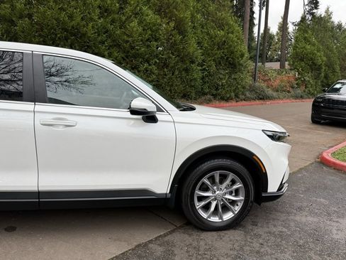 Used 2023 Honda CR-V EX image 14