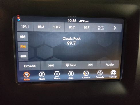Used 2021 Jeep Cherokee Latitude Lux FWD image 25