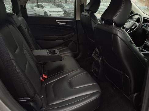 Used 2020 Ford Edge Titanium w/ Equipment Group 301A image 23