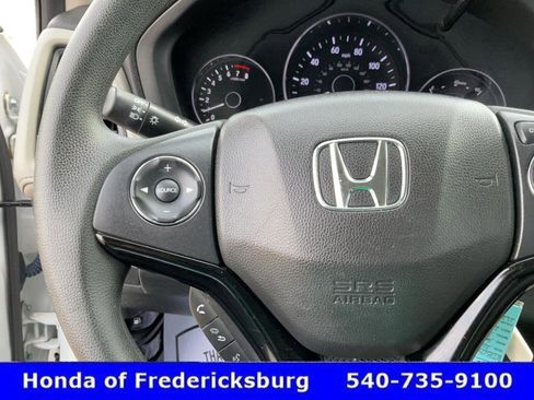 Used 2022 Honda HR-V LX image 28