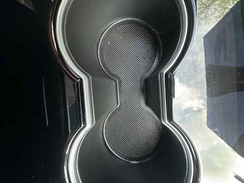 Used 2020 Tesla Model Y Performance AWD/4WD image 19
