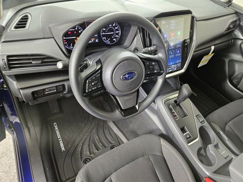New 2025 Subaru Crosstrek 2.0i Premium image 10