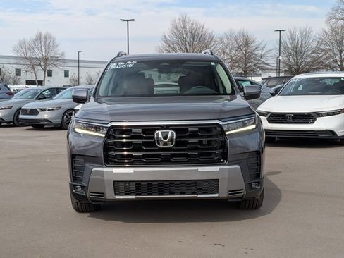 New 2026 Honda Pilot Touring image 7