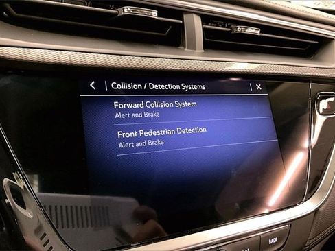 Used 2023 Buick Encore GX Essence w/ Experience Buick Package image 32