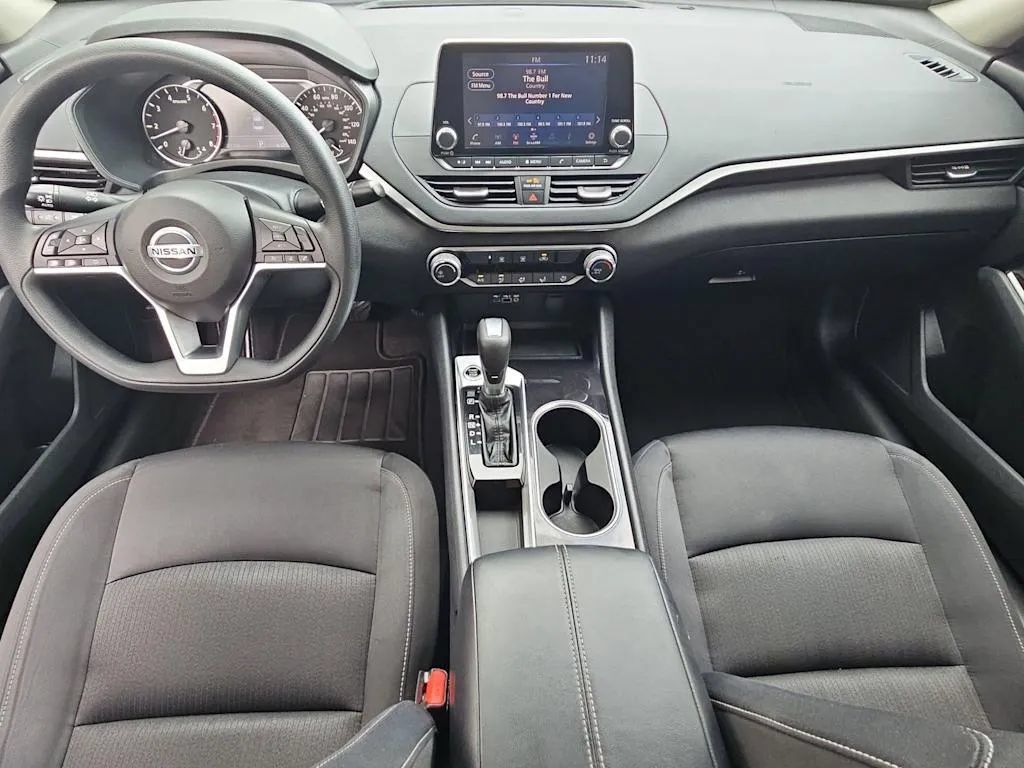 Used 2020 Nissan Altima 2.5 S FWD image 9