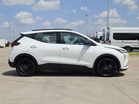 New 2027 Chevrolet Bolt RS FWD image 7
