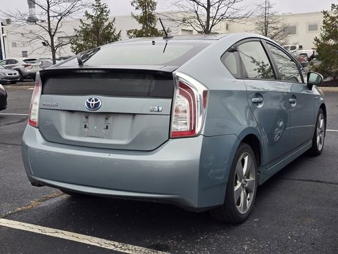 Used 2014 Toyota Prius Four image 7