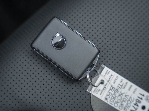 New 2026 Volvo XC90 B6 Ultra image 42