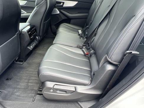 Used 2025 Acura MDX SH-AWD w/ Technology Package image 22