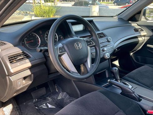 Used 2009 Honda Accord LX image 17