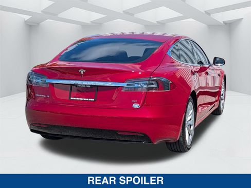 Used 2017 Tesla Model S 60 RWD image 5