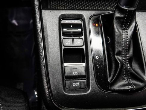 Used 2024 Honda CR-V EX image 18