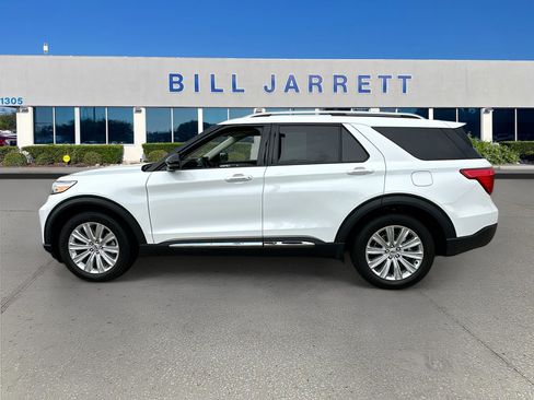 Certified 2023 Ford Explorer Limited w/ Limited Technology Package RWD image 4