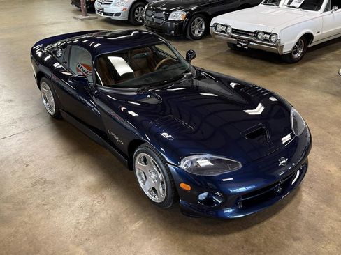 Used 2001 Dodge Viper GTS RWD image 4