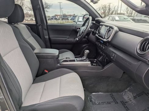 Used 2023 Toyota Tacoma TRD Off-Road image 30