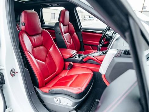 Used 2016 Porsche Cayenne S AWD/4WD image 67