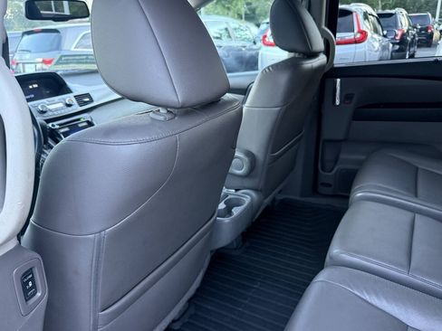 Used 2016 Honda Odyssey EX-L image 19