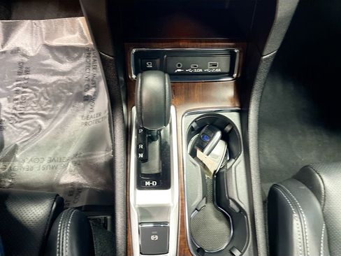 Used 2023 Subaru Ascent Touring image 17