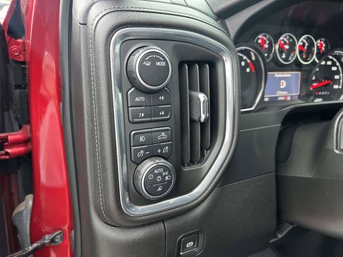 Used 2021 Chevrolet Silverado 1500 LT Trail Boss w/ Convenience Package II AWD/4WD image 21
