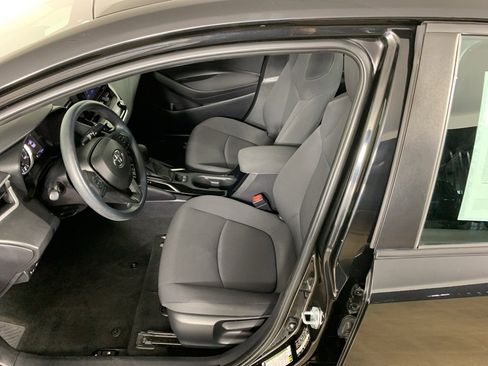 Used 2022 Toyota Corolla LE image 28