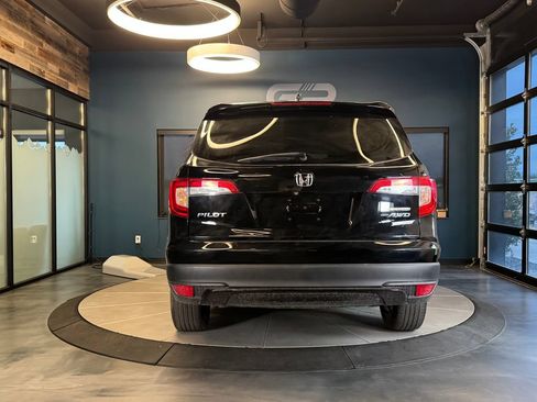 Used 2021 Honda Pilot Special Edition image 4