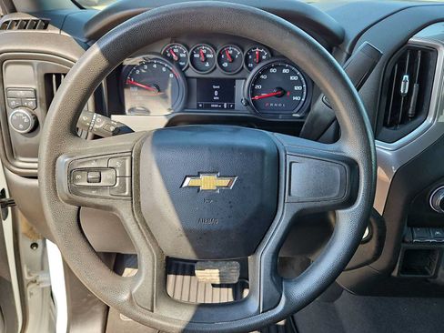 Used 2022 Chevrolet Silverado 1500 Custom RWD image 19