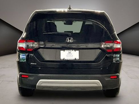 Certified 2025 Honda Pilot EX-L image 5