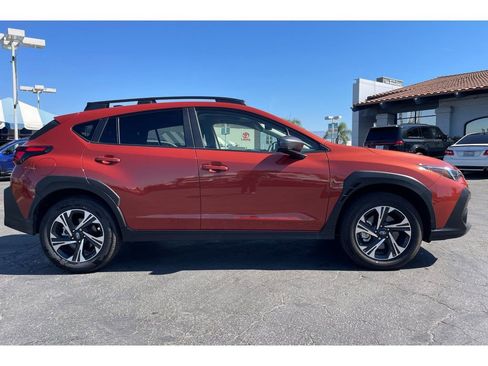 Certified 2025 Subaru Crosstrek 2.0i Premium image 7