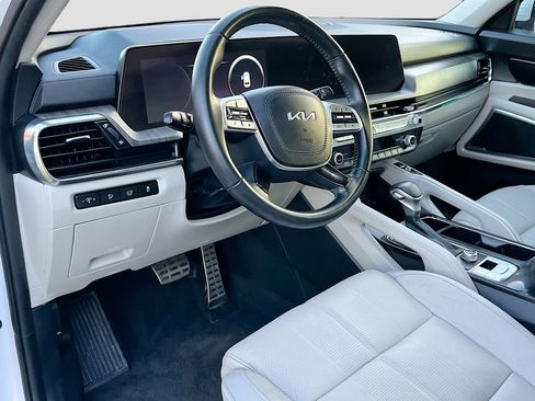Used 2023 Kia Telluride SX FWD image 9