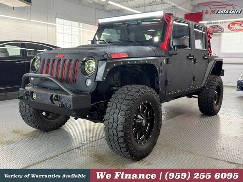 Used 2015 Jeep Wrangler Unlimited Sahara w/ Connectivity Group AWD/4WD image 2