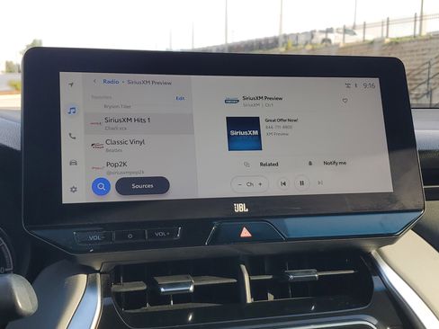 Used 2024 Toyota Venza Limited image 25