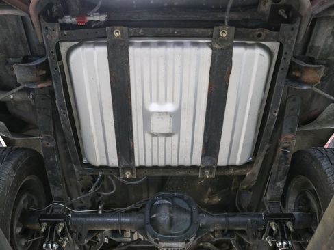 Used 1993 Ford F150 Lightning RWD image 23