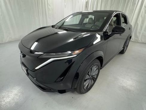 Used 2023 Nissan Ariya FWD image 7