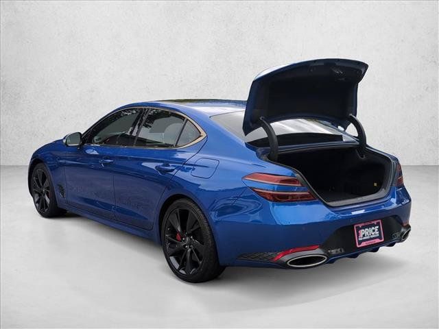 Used 2022 Genesis G70 3.3T RWD image 7
