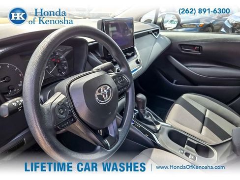 Used 2024 Toyota Corolla LE FWD image 10