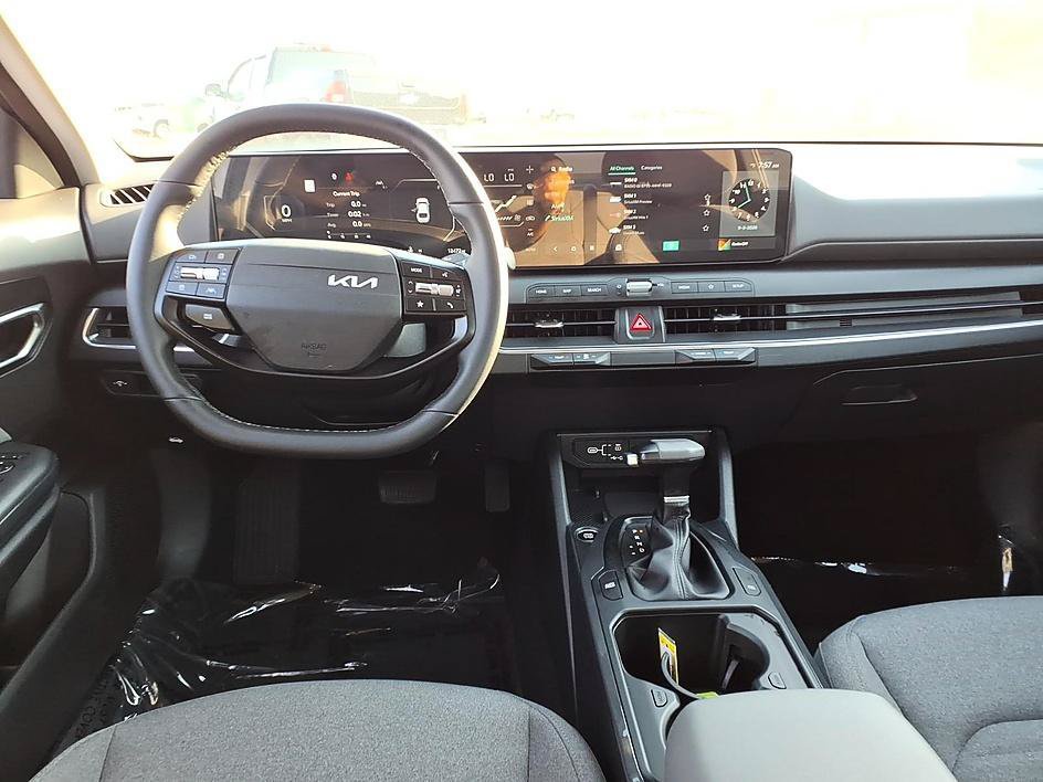 Used 2025 Kia K4 EX FWD image 20