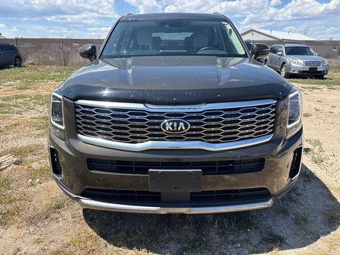 Used 2020 Kia Telluride S w/ S 8 Passenger Seating Package AWD/4WD image 8
