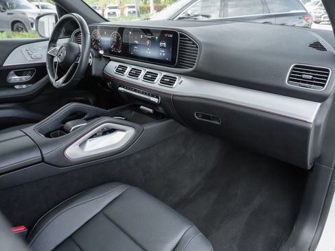 Used 2025 Mercedes-Benz GLE 350 4MATIC image 42