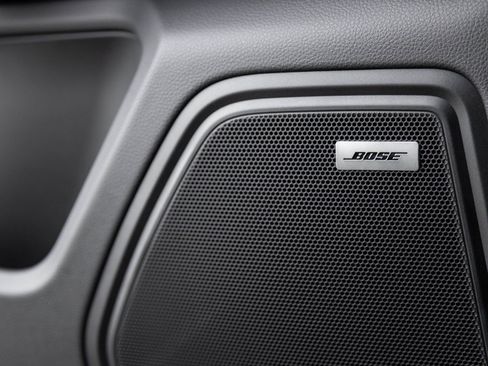 Certified 2026 Porsche Macan image 20