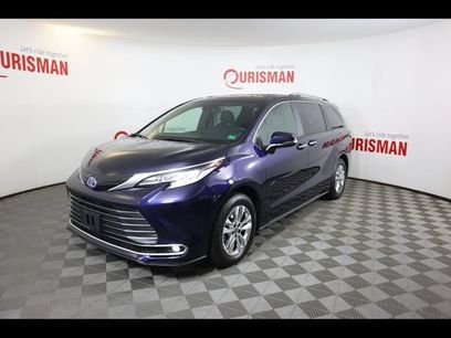 Used 2025 Toyota Sienna Limited