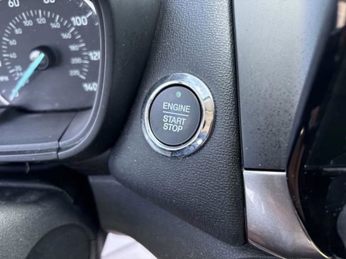 Used 2019 Ford EcoSport SE FWD image 29