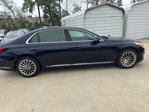 Used 2019 Genesis G90 5.0 Ultimate image 3