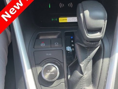 Used 2024 Toyota RAV4 XLE image 20