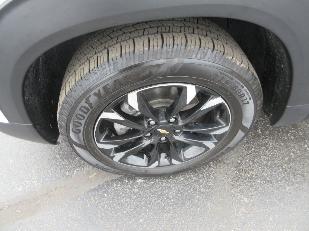 Certified 2022 Chevrolet TrailBlazer LT w/ Confidence II Package FWD image 15