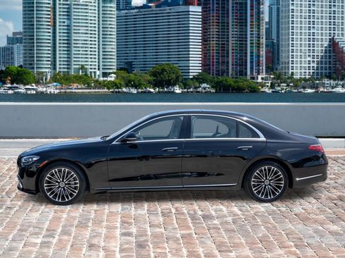 Used 2022 Mercedes-Benz S 500 4MATIC image 8